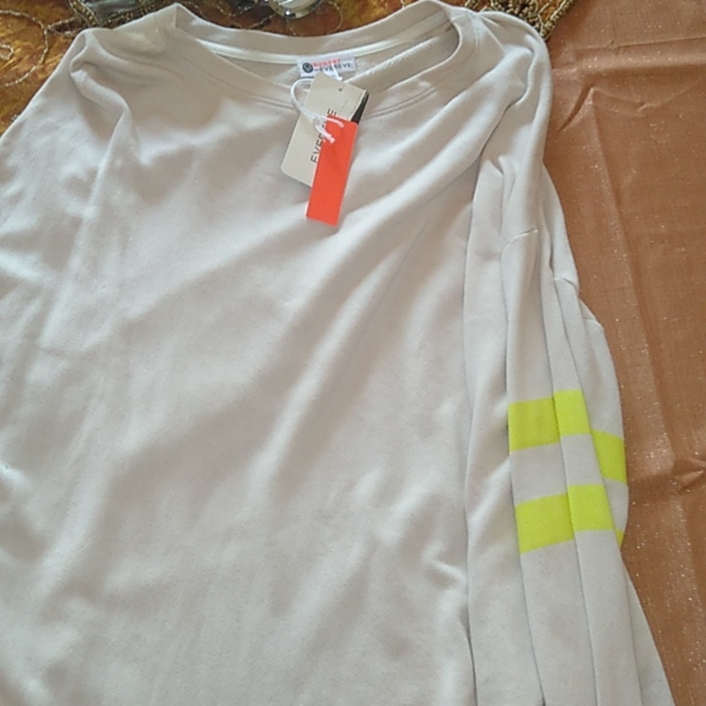 Evereve lightweight sweater